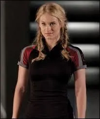 Qui est cette fille du District 1 ?