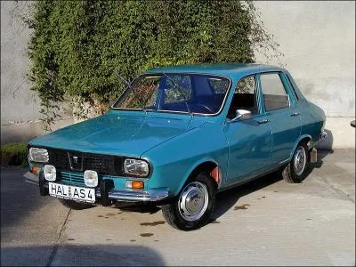 Voici une voiture qui vous rappelle quelque chose, non ?