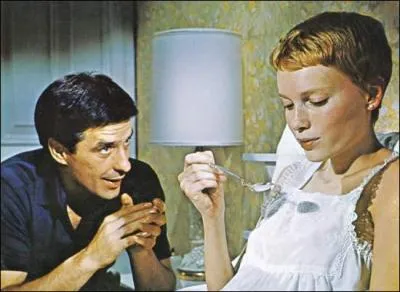 Film de Roman Polanski. Un couple s'installe dans un immeuble new-yorkais vtuste, considr par un ami comme un lieu malfique. Leurs voisins imposent d'emble leur amiti et leurs services, ce qui inquite la femme du couple, joue par Mia Farrow, particulirement sensible depuis qu'elle est enceinte. En lien : Lettre  lise de Beethoven.