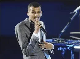 O travaille-t-il pour payer ses tudes de cinma ?