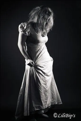 Qui chantait  Je n'imaginais pas les cheveux de ma mre autrement que gris-blanc  ?