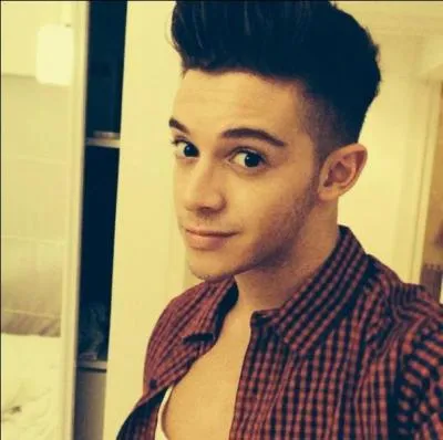 Quel est le vritable nom de Federico ? (s. 1 et 2)