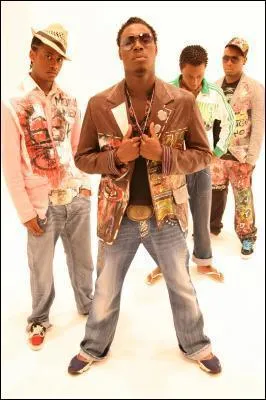 Qui sont ces danseurs chanteurS ?