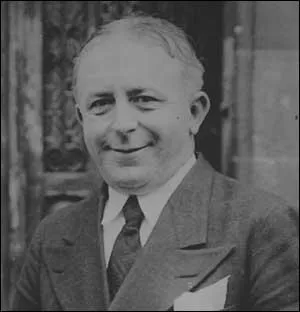 Quel homme politique franais s'est suicid en 1936  cause des accusations calomnieuses de l'extrme droite ?