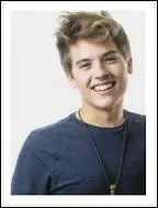 Dans quelle srie ce beau gosse a-t-il jou (il a bien grandi depuis la fin de la srie) ?