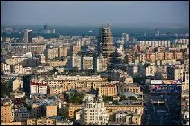 Comment appelle-t-on les habitants de Moscou (Russie) ?