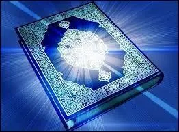 Quelle sourate parle de l'vnement de l'anne de naissance du Prophte (Salallahou alayhi wa salam) ?