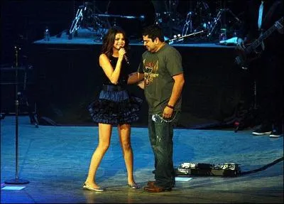 Comment s'appelle son pre ?