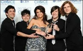 Comment s'appelle son groupe ?