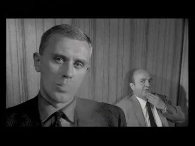 Fin de la runion : Raoul Volfoni vient d'essuyer son premier bourre-pif. Pourquoi ?