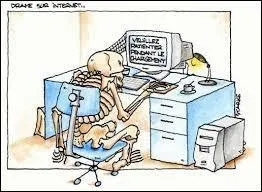 Voil un message qui peut vous nerver, surtout si c'est comme sur la photo (il faut remplacer les  ***  pour complter la phrase) : ***  Internet, en cours de chargement.