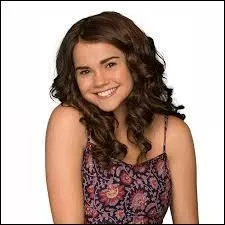 Depuis quand tient-elle le rle principal de la nouvelle srie  The Fosters  ?