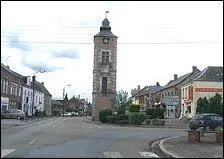 Pour terminer cette promenade franco-belge, je vous emmne  Pont-sur-Sambre. Nous serons donc ...