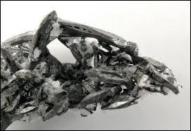 Quel est le symbole de l'argent dans le tableau périodique des éléments ?