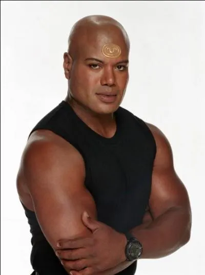 A quelle espce extraterrestre appartient Teal'c ?