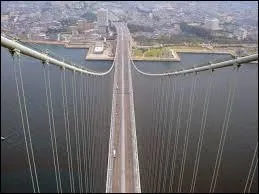 Quel est le pont suspendu le plus long du monde ?