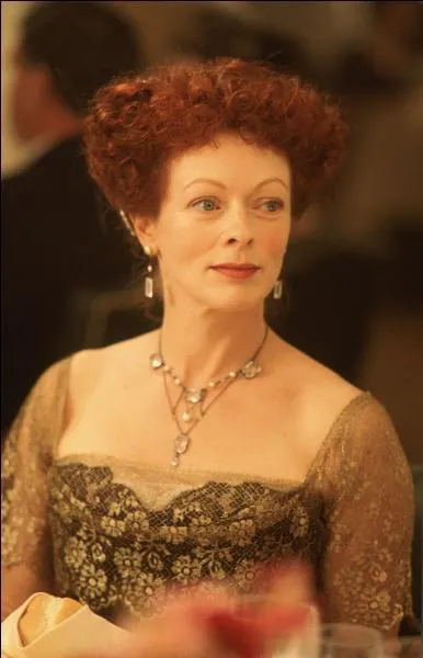 Pourquoi la mre de Rose voulait-elle la forcer  se marier ?