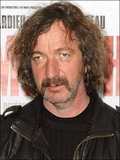 Bruno Lochet est ... ?