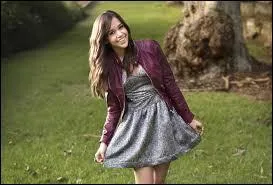 O est-elle partie en vacances pour fter l'anniversaire d'une personne ?