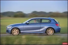 Quelle est la marque de cette voiture ?