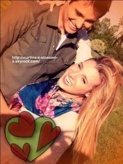 Avec qui est-il en couple ?