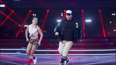 Sur cette photo, sur quelle chanson ont dans Laurent Ournac et Denitsa ikonomova ?