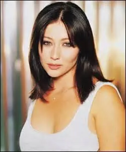 Dans quelle saison de Charmed, Prue meurt-elle ?