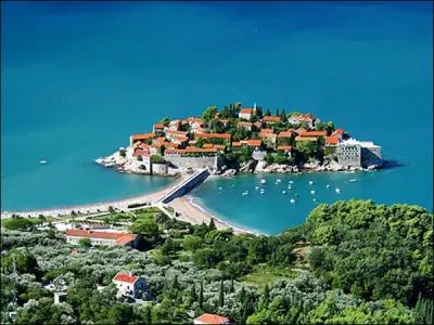 Quel est le surnom du Monténégro ?