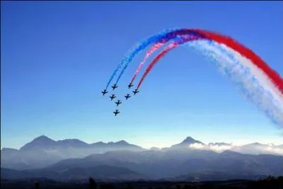 Quel surnom n'est PAS attribué à la France ?