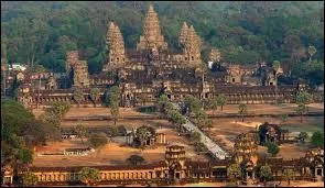 O se trouve le temple d'Angkor ?