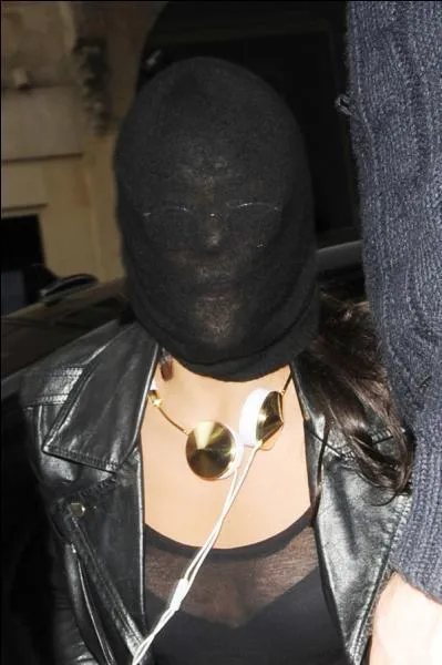 Beaucoup plus difficile, mais je vais vous aider : Avatar, Fast and Furious, Machete, Resident Evil, World Invasion : Battle Los Angeles, qui est cette clbrit ?