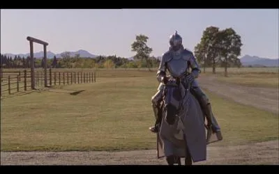 Qui est le personnage qui arrive avec ce drle de costume ? (pisode 12)