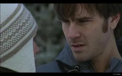 Grce  quel outil Jack communique-t-il avec Ty et Amy ? (Episode 18)