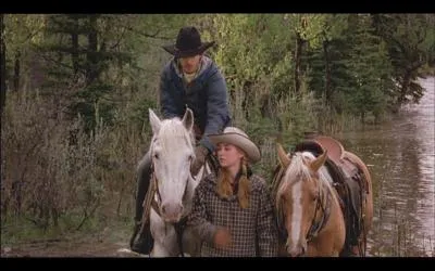 Quel est le problme de Betty, la jument de gauche ?