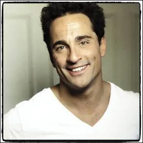 Qui est cet humoriste qui a particip  l'mission  On n'demande qu' en rire  ?