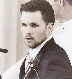 Comment s'appelle le frre de Niall ?