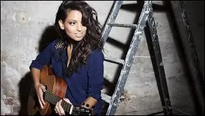 A quel ge Tal est-elle arrive en France ?