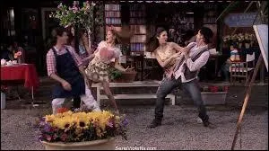 Quelle est cette chanson que Martina et Lodovica interprtent ?