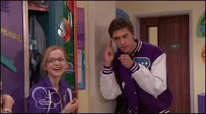 Comment s'appelle le petit ami de Maddie ?