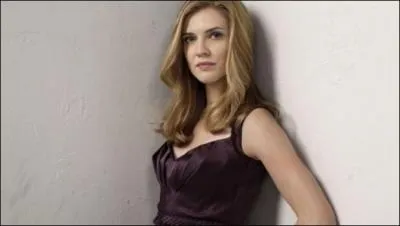 Qui a tu Jenna (tante d'Elena) ?