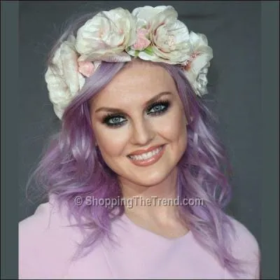 Avec qui est-elle en couple (mars 2014) ?