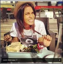 Comment s'appellent les fans de Shy'm ?