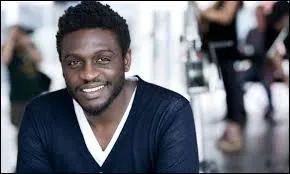 En ... ... ... 2004 Corneille obtient sa citoyennet canadienne.