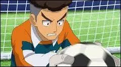 Au tour du gardien de but. Quel est le numro de son maillot ?