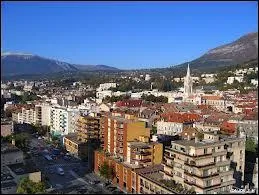 Nous partons  la dcouverte de la ville de Gap. Pour cela, nous devons nous rendre dans le dpartement ...