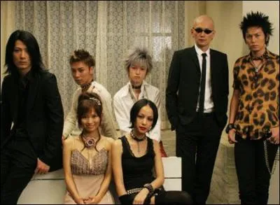 Qui est parti pour Tokyo ?