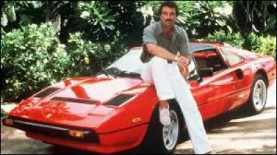 Qui ne se souvient pas de Tom Selleck dans "Magnum" mais qui peut dire le modèle de Ferrari qu'il conduisait ?