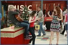 Quand Austin est all donner son concert pour le rveillon, qui est venu y assister ?