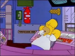 Un jour, la couleur de la chemise d'Homer fait polmique  la centrale nuclaire. Elle tait...