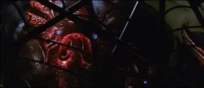 Par quel mot est dsign cette chose fabrique en srie par la personne voulant contrler Fantasia dans le deuxime film ?